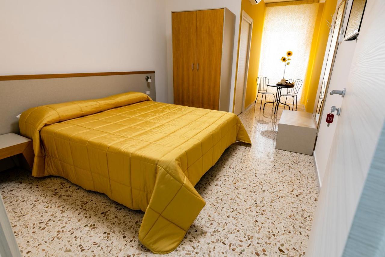 Spira Mirabilis Napoli Hotel Luaran gambar