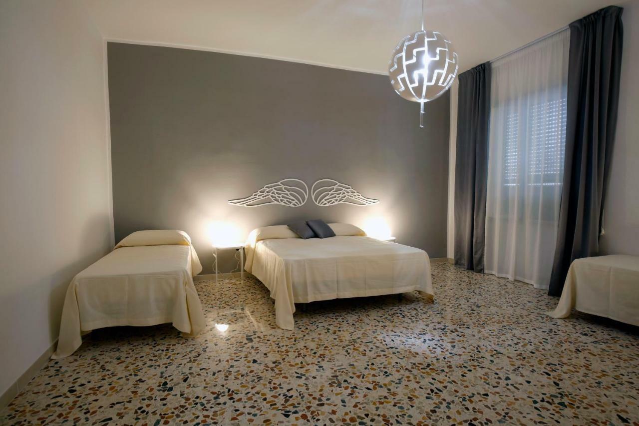 Spira Mirabilis Napoli Hotel Luaran gambar