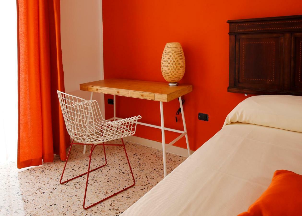 Spira Mirabilis Napoli Hotel Luaran gambar