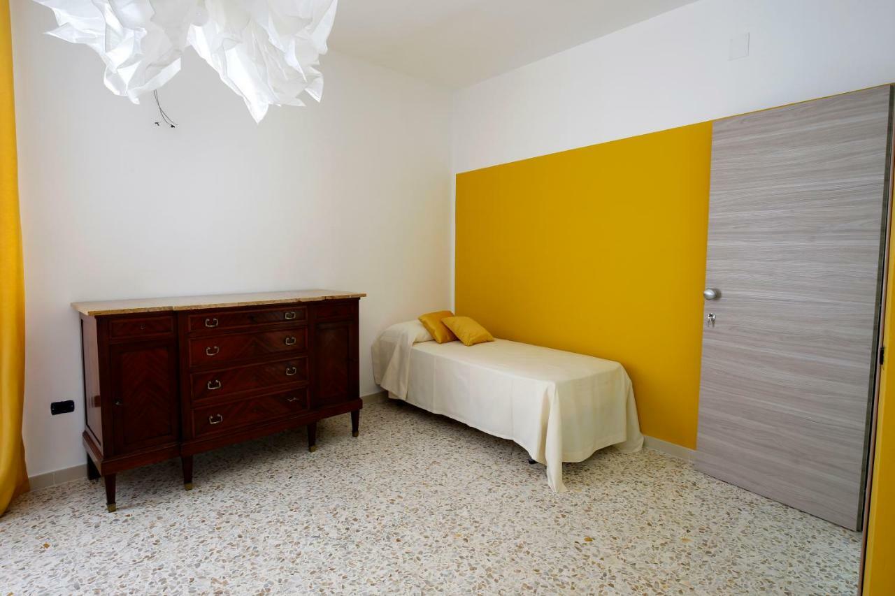 Spira Mirabilis Napoli Hotel Luaran gambar
