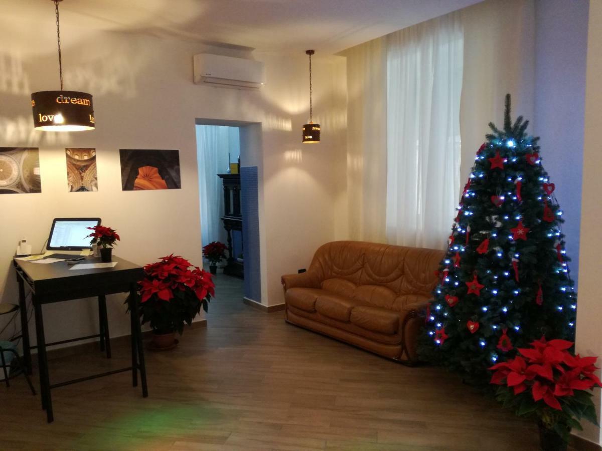 Spira Mirabilis Napoli Hotel Luaran gambar